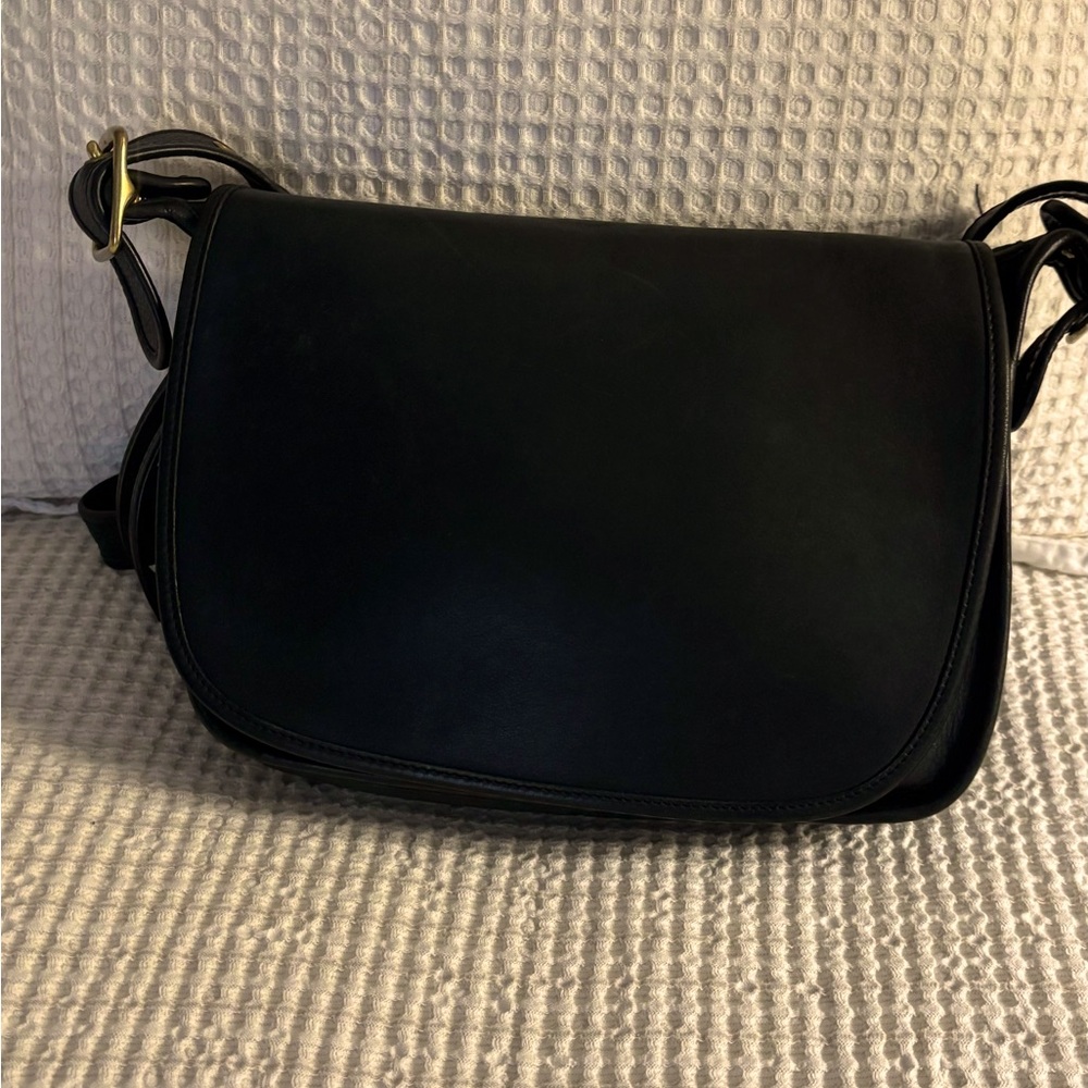 ❤️Coach vintage handbag used in fair condition genuine leather